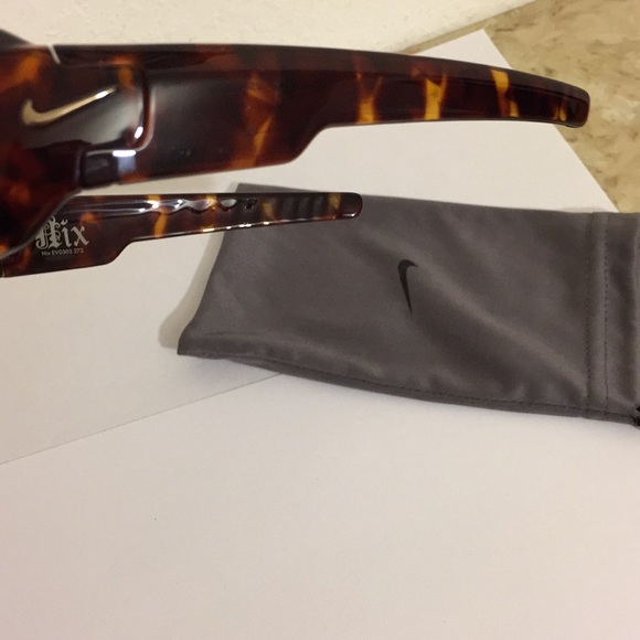 Nike sunglass BNWOT